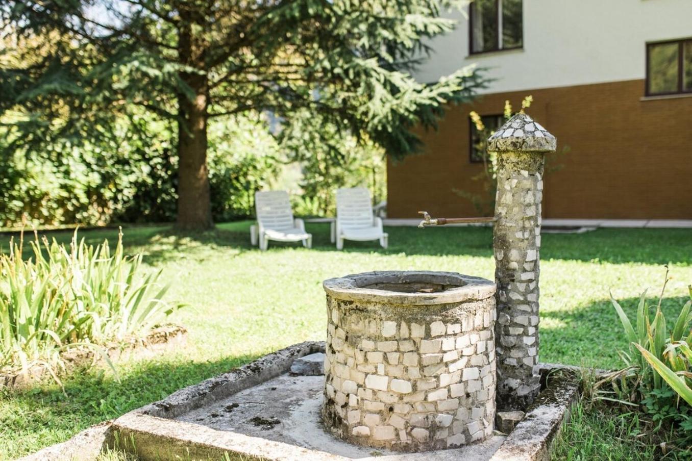 Vila Labod, Unique Villa At The Lake Most Na Soci Luaran gambar
